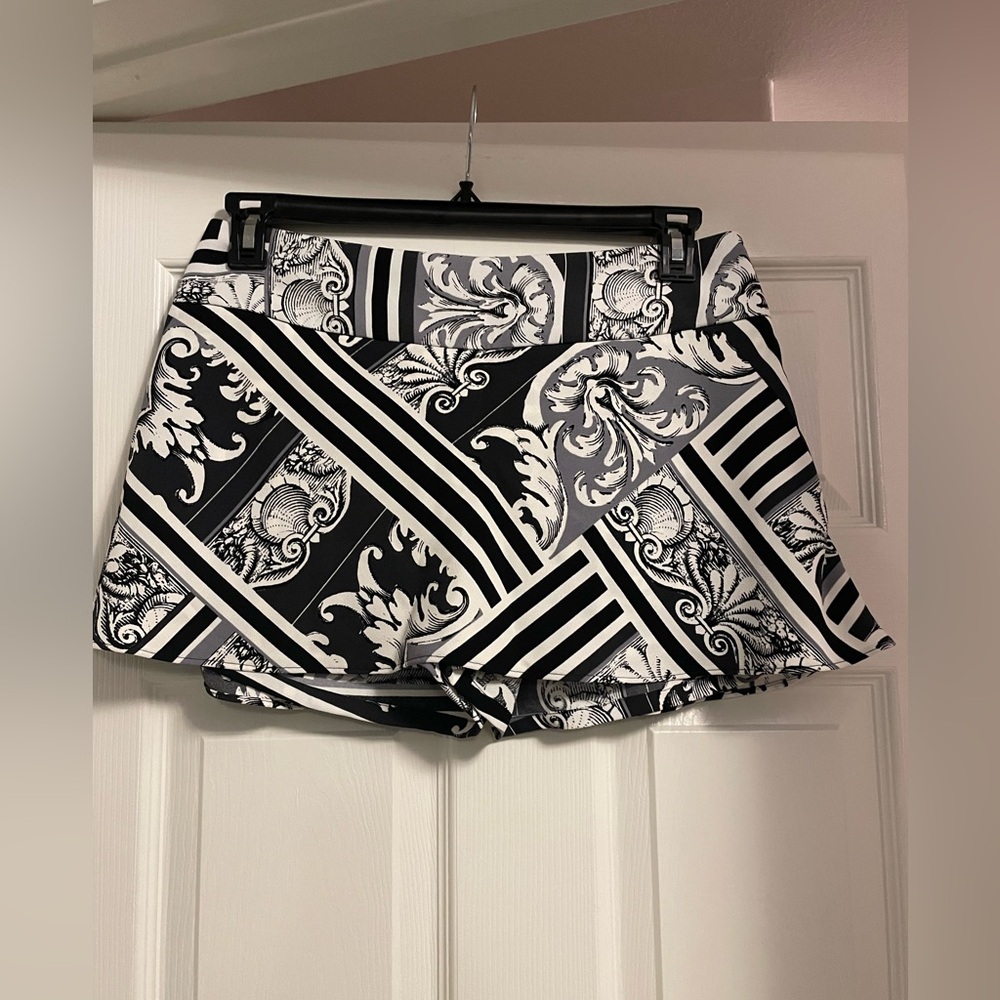 Express Editor Super High Waisted Mini Skort-Sz 8